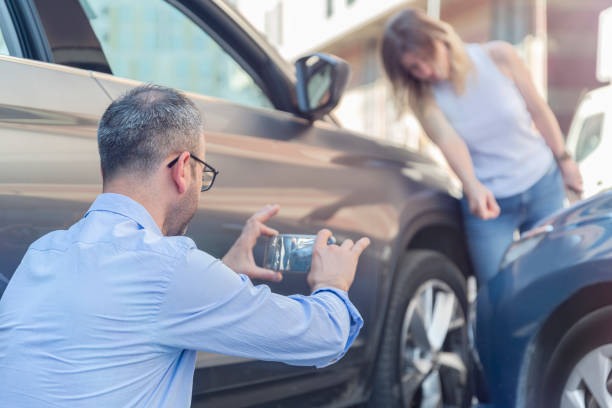 Professional Auto Insurance technician working in Canutillo, TX